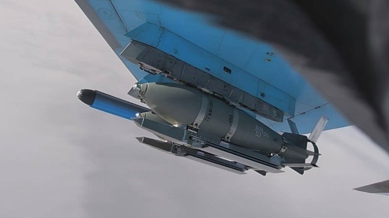 "Дружній вогонь" російських ВПС: британська розвідка розкрила причини регулярного падіння авіабомб на Білгород